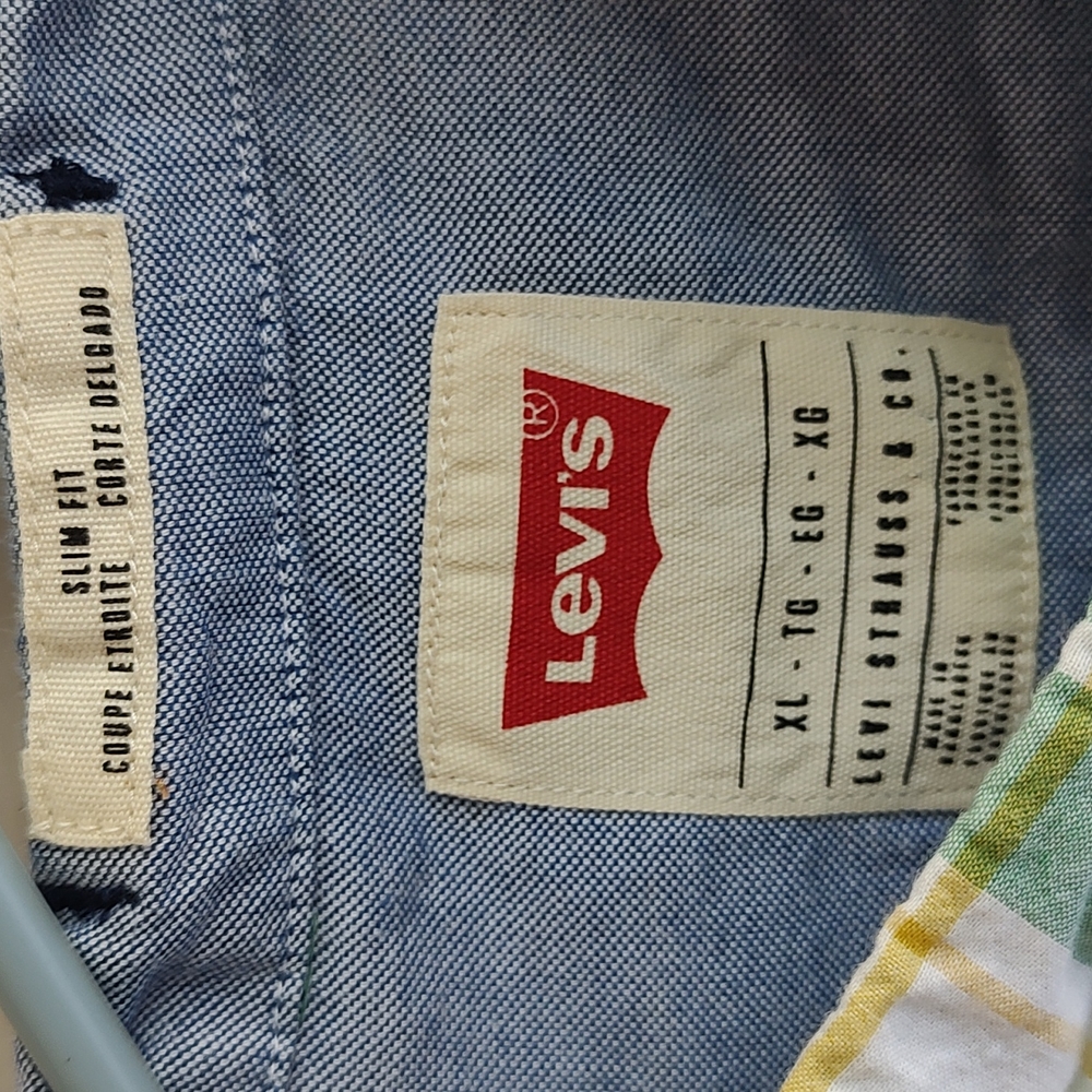 Men's Size XL Levi's Casual Button Shirt - Picture 2 of 4
